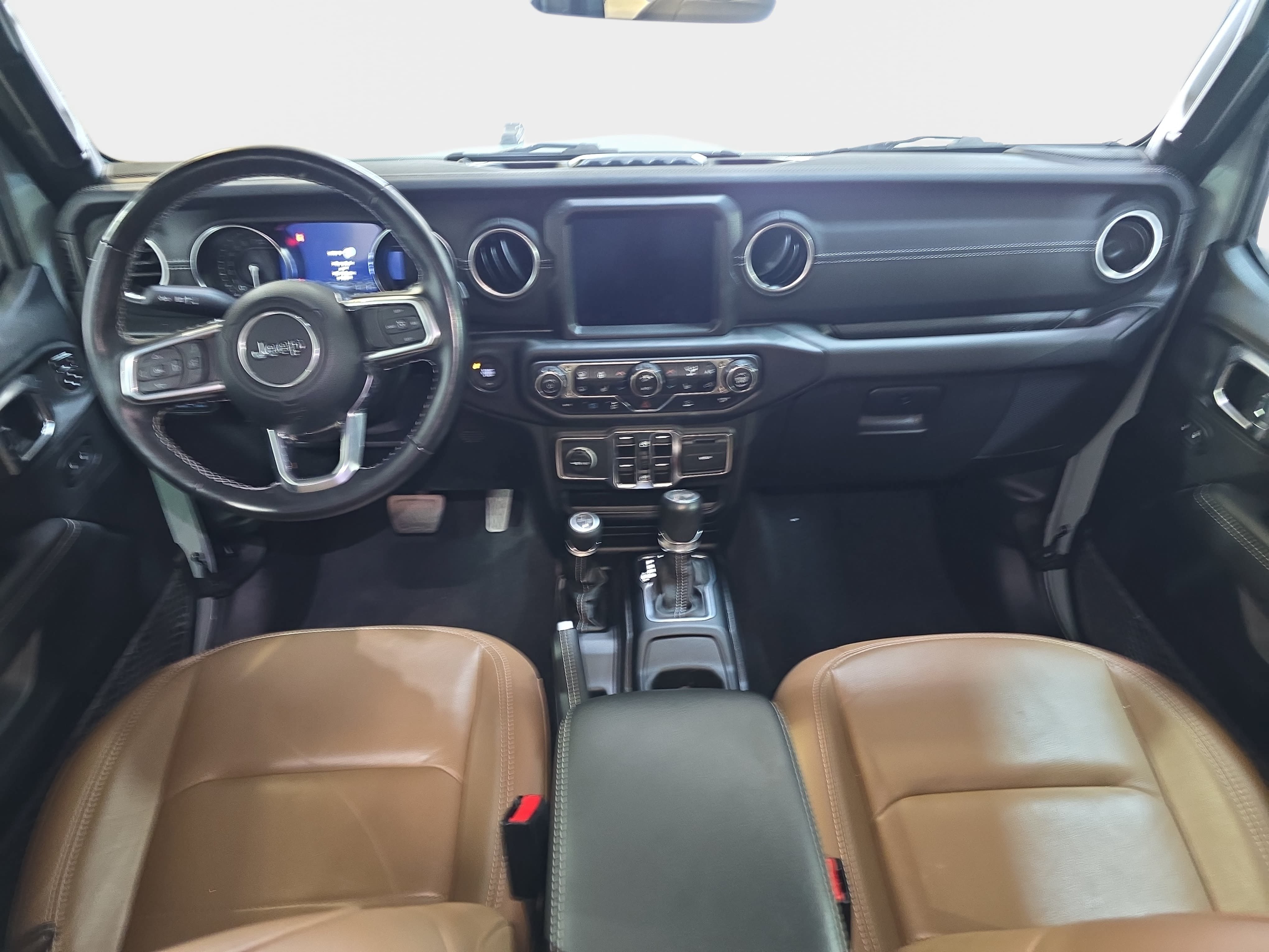 Used 2023 Jeep Wrangler Unlimited Sahara w/ Cold Weather Group AWD/4WD image 10