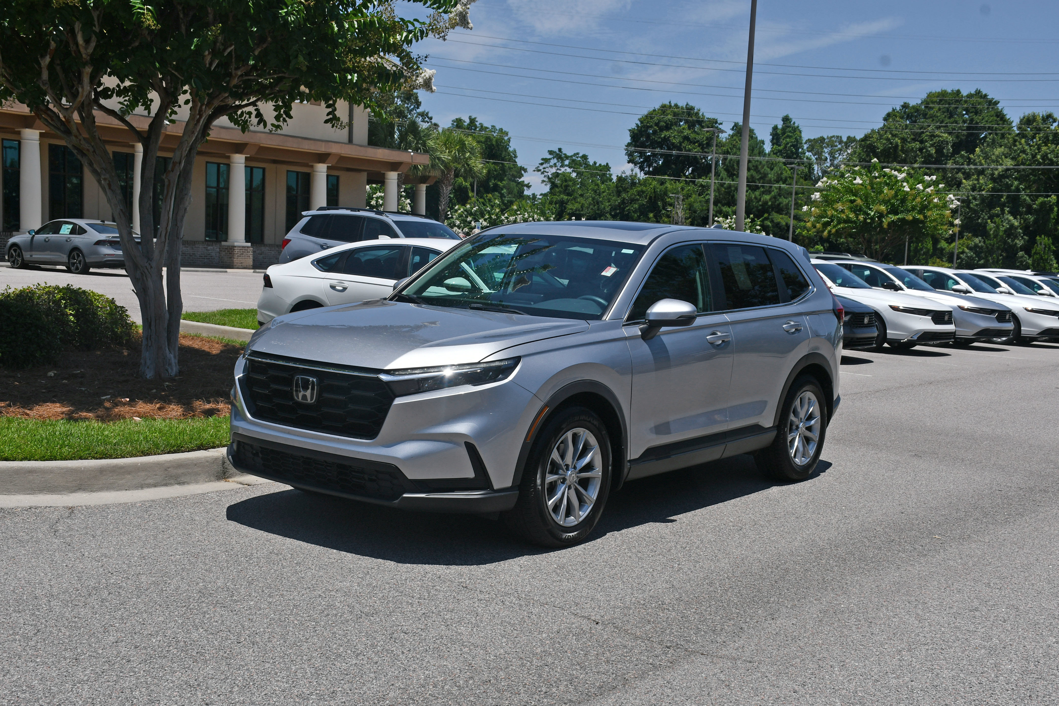 Used 2025 Honda CR-V EX image 20