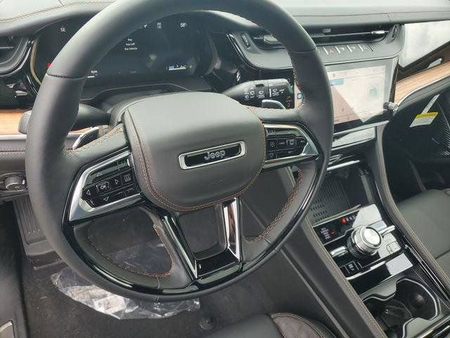 New 2026 Jeep Grand Cherokee Summit w/ Obsidian Package AWD/4WD image 20