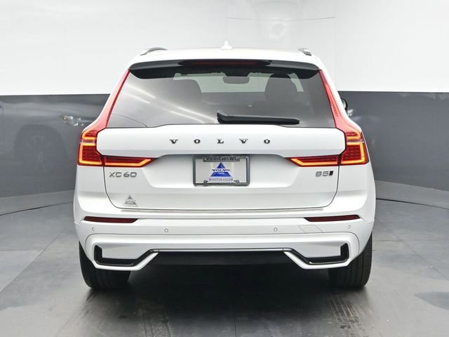 Used 2023 Volvo XC60 B5 Plus w/ Climate Package image 7