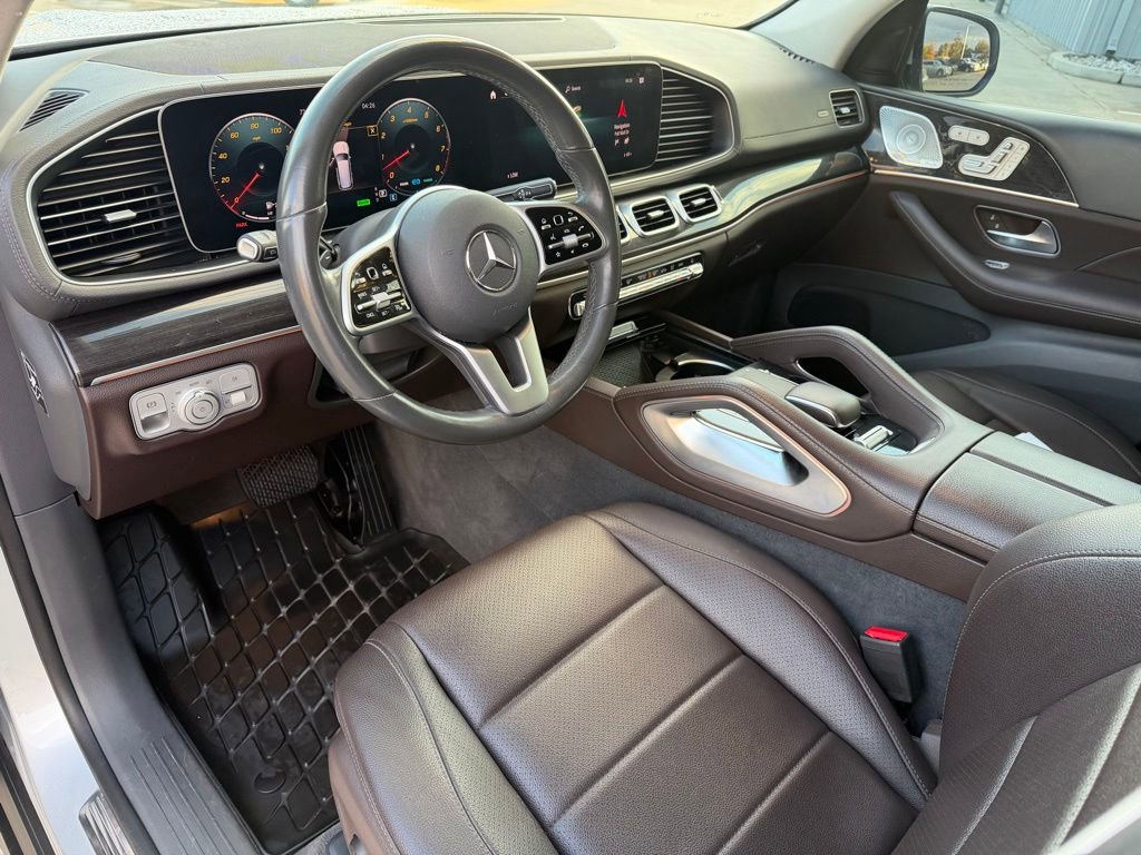Used 2020 Mercedes-Benz GLS 450 4MATIC image 15