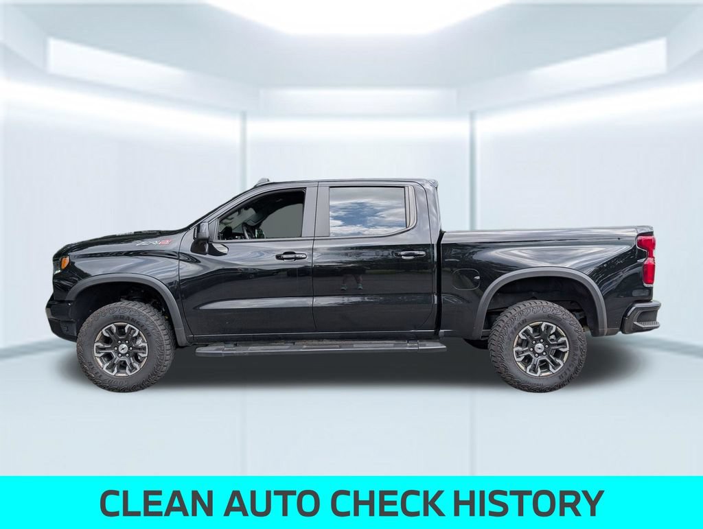 Used 2024 Chevrolet Silverado 1500 ZR2 w/ Technology Package AWD/4WD image 2