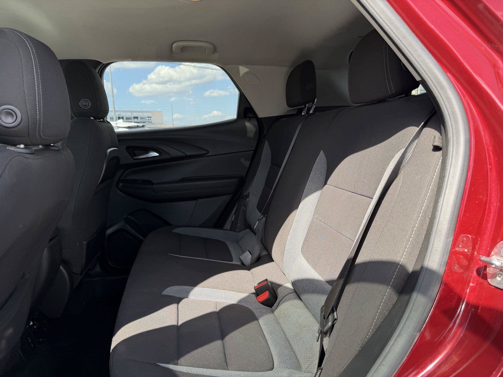 Used 2023 Chevrolet TrailBlazer LT w/ Convenience Package FWD image 18