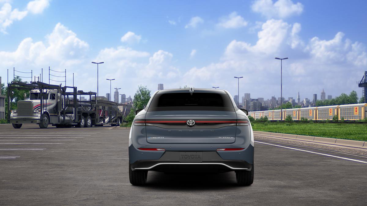 New 2026 Toyota Crown Platinum image 8