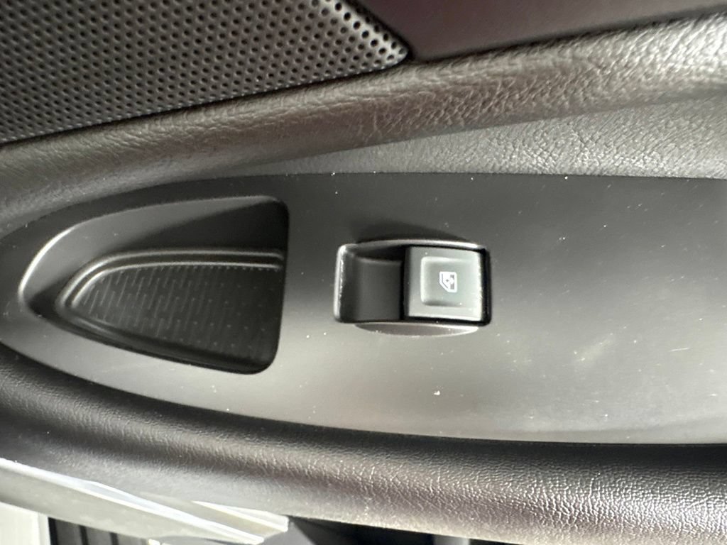 Used 2020 Cadillac Escalade 2WD image 38