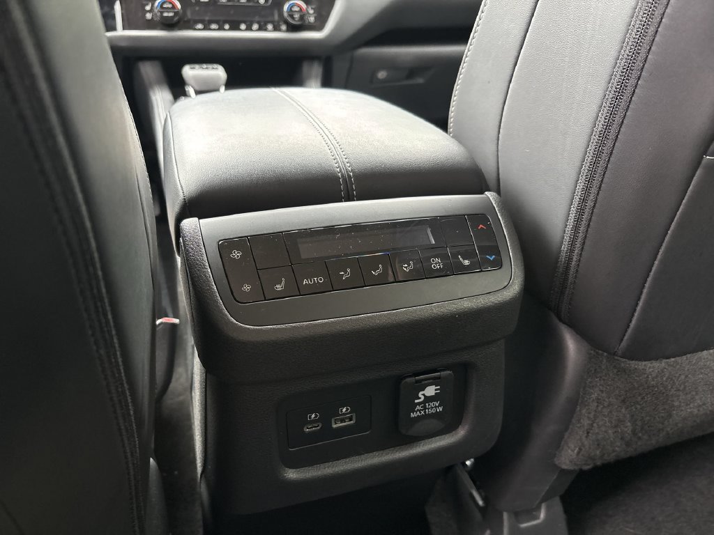 Certified 2024 Nissan Pathfinder Platinum AWD/4WD image 21