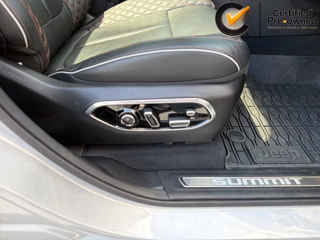 Certified 2023 Jeep Grand Cherokee Summit AWD/4WD image 39
