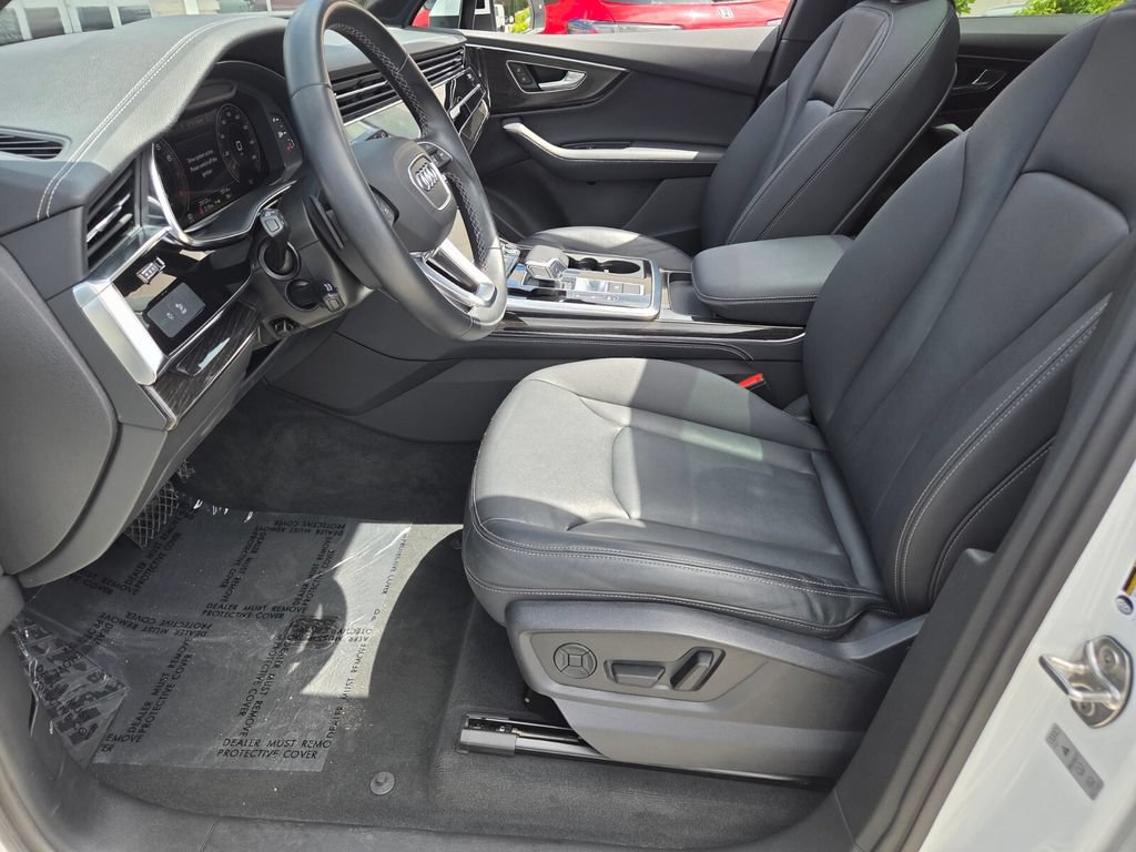 Used 2025 Audi Q7 3.0T Premium Plus AWD/4WD image 9