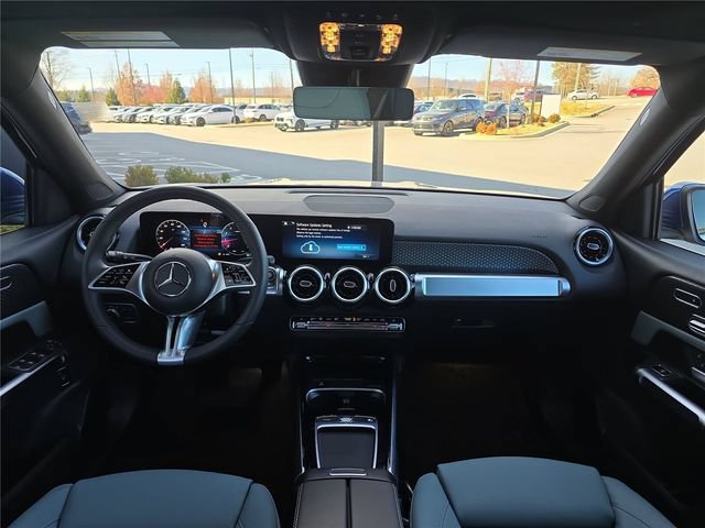 Used 2026 Mercedes-Benz GLB 250 4MATIC image 20