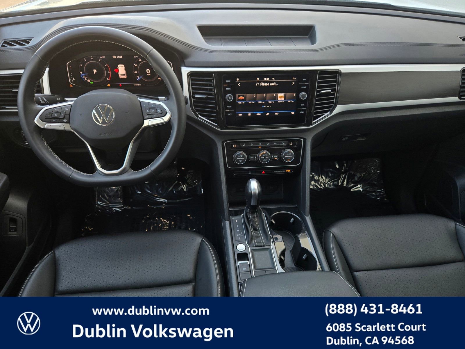 Used 2023 Volkswagen Atlas SE w/ Panoramic Sunroof Package FWD image 13