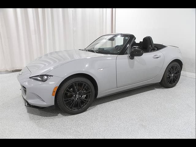 Used 2025 MAZDA MX-5 Miata Club RWD image 4