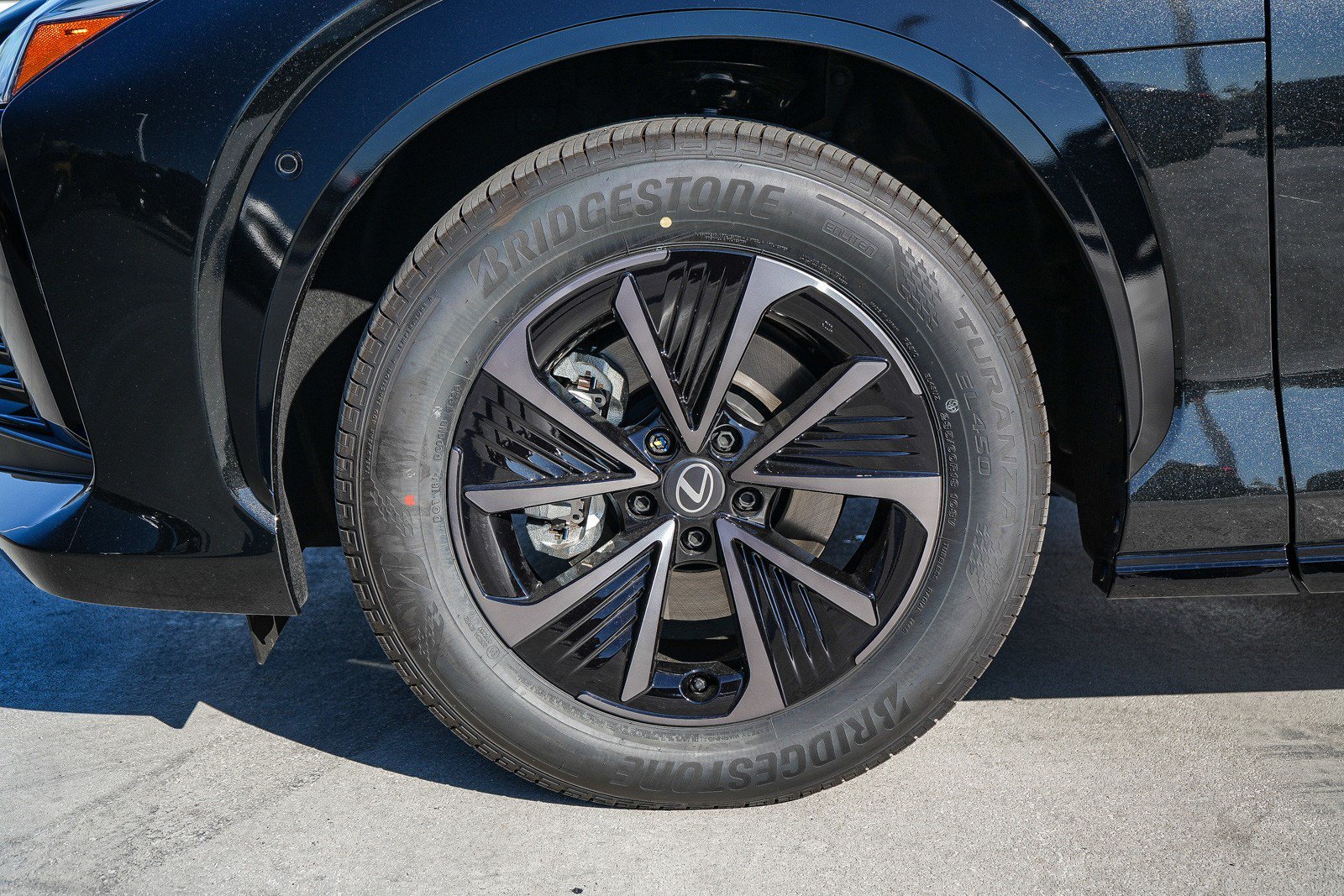 New 2026 Lexus RZ 450e AWD image 12