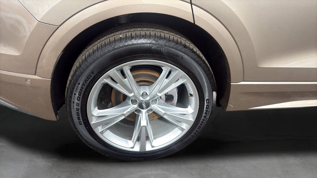 Used 2019 Audi Q8 Prestige image 22