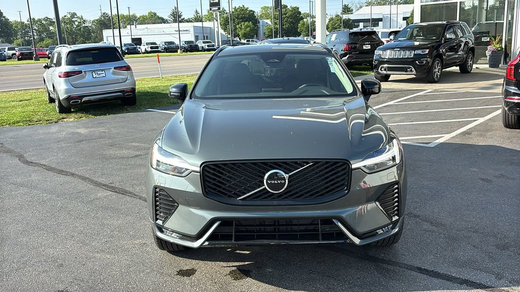 New 2026 Volvo XC60 B5 Core w/ Protection Package Premier AWD/4WD image 5