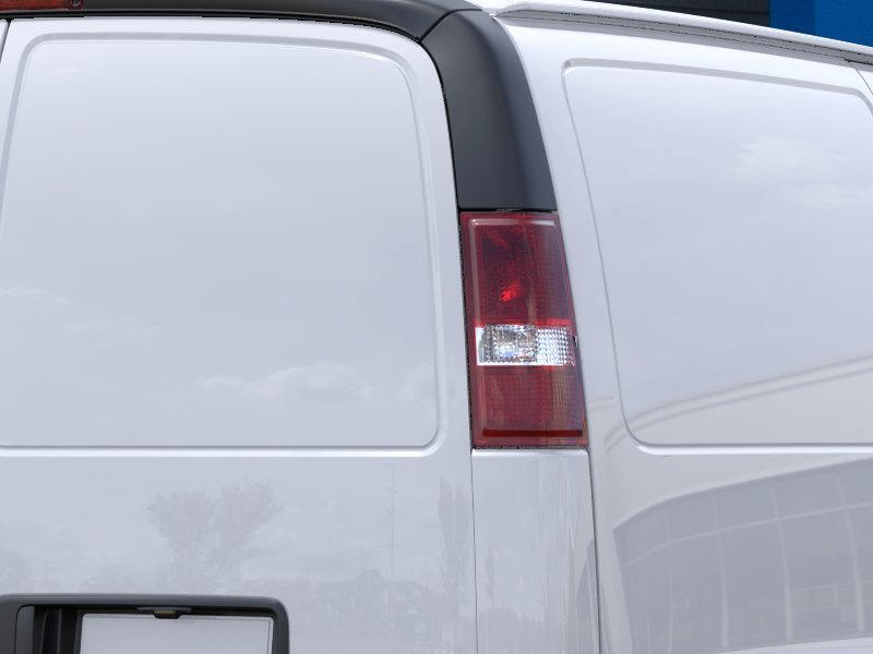 New 2026 Chevrolet Express 2500 w/ Enhanced Convenience Package RWD image 24