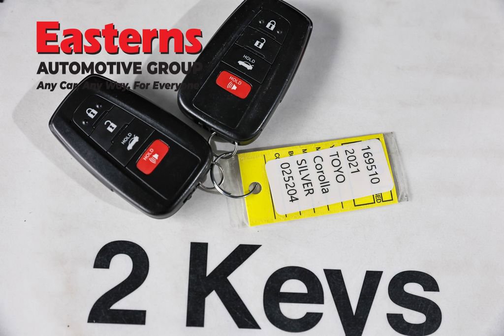 Used 2021 Toyota Corolla LE w/ Carpet Mat Package (TMS) image 25