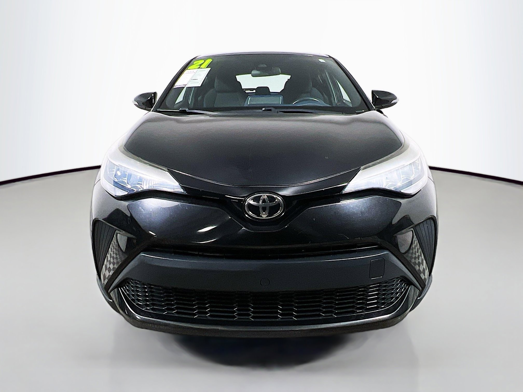 Used 2021 Toyota C-HR XLE image 11