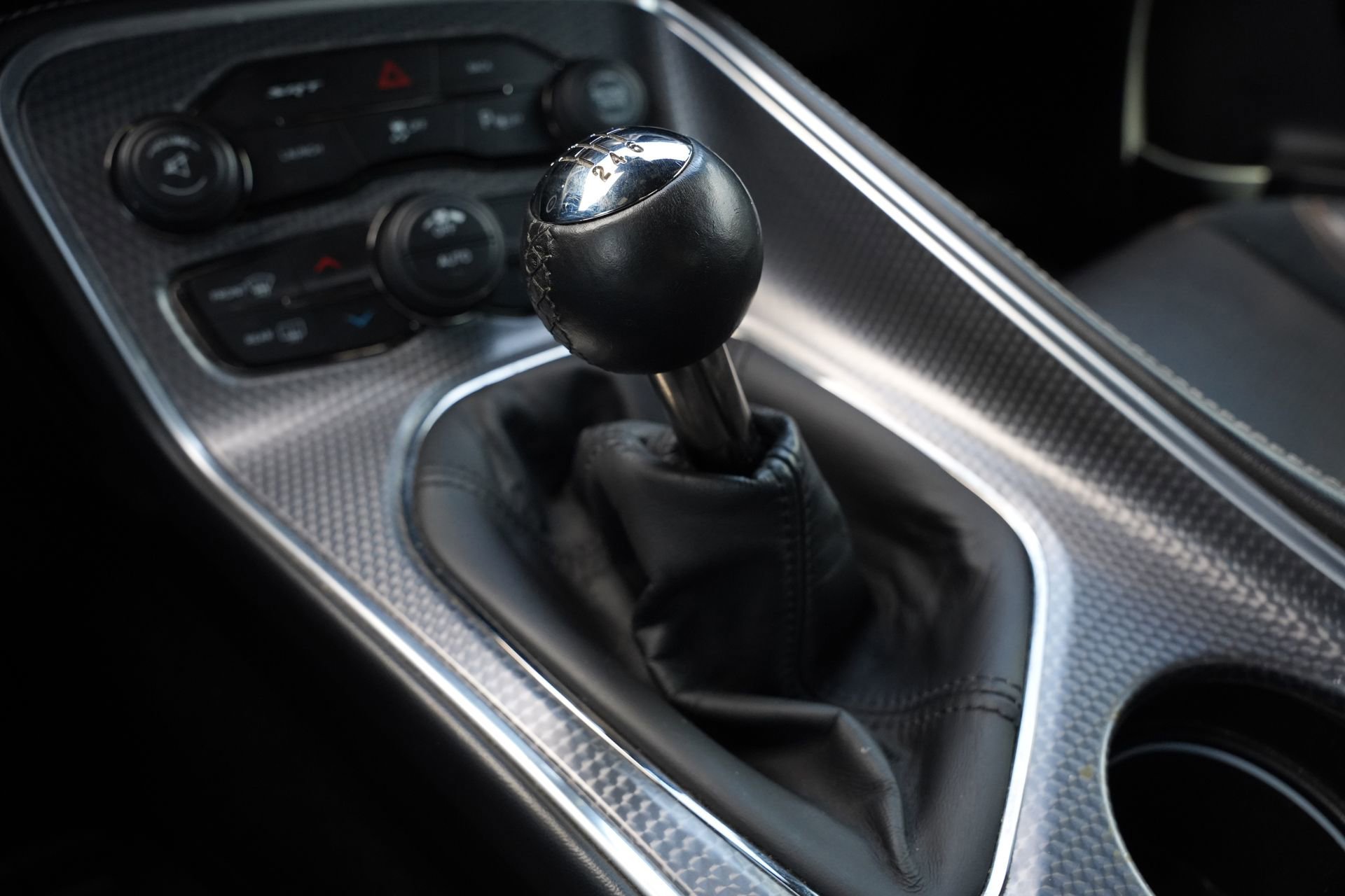 Used 2016 Dodge Challenger SRT Hellcat image 14