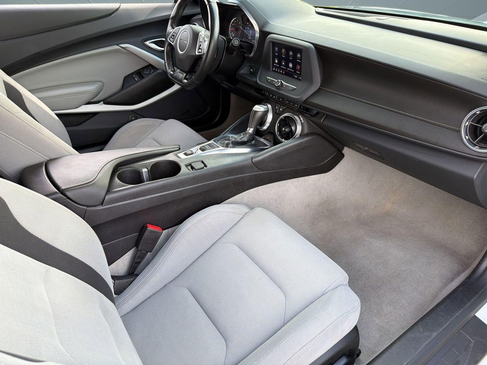 Certified 2023 Chevrolet Camaro LT RWD image 31