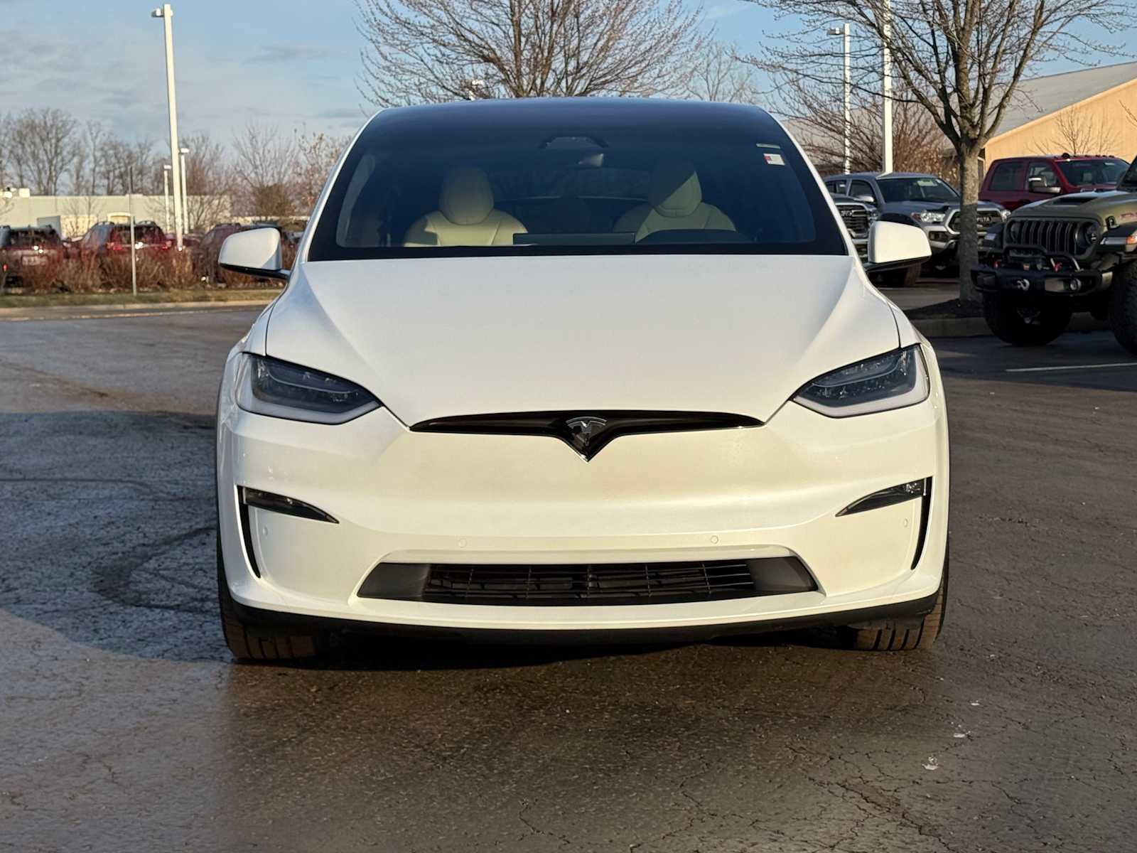 Used 2022 Tesla Model X image 2