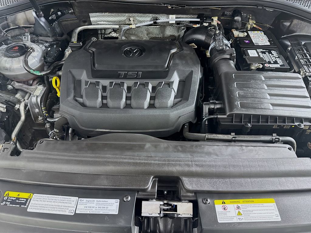 Used 2022 Volkswagen Tiguan SEL R-Line image 39