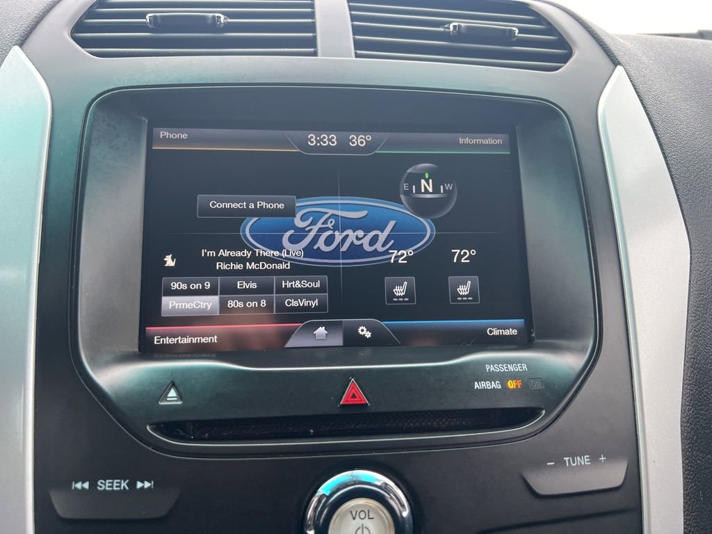 Used 2015 Ford Explorer XLT w/ Equipment Group 202A image 12