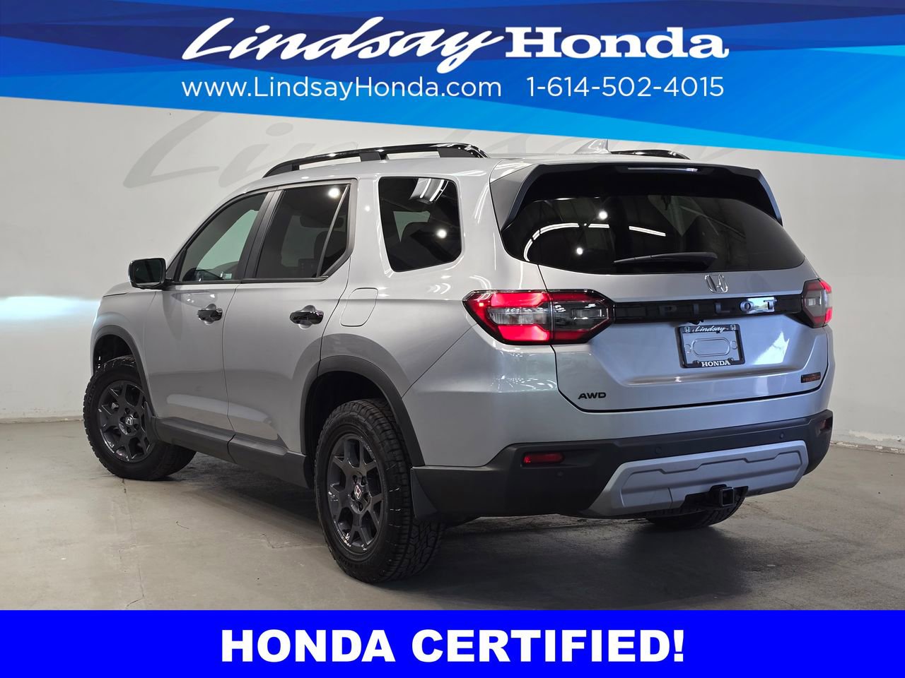 Certified 2025 Honda Pilot TrailSport image 4