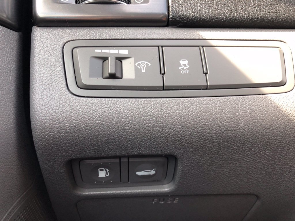 Used 2014 Hyundai Sonata Hybrid FWD image 16