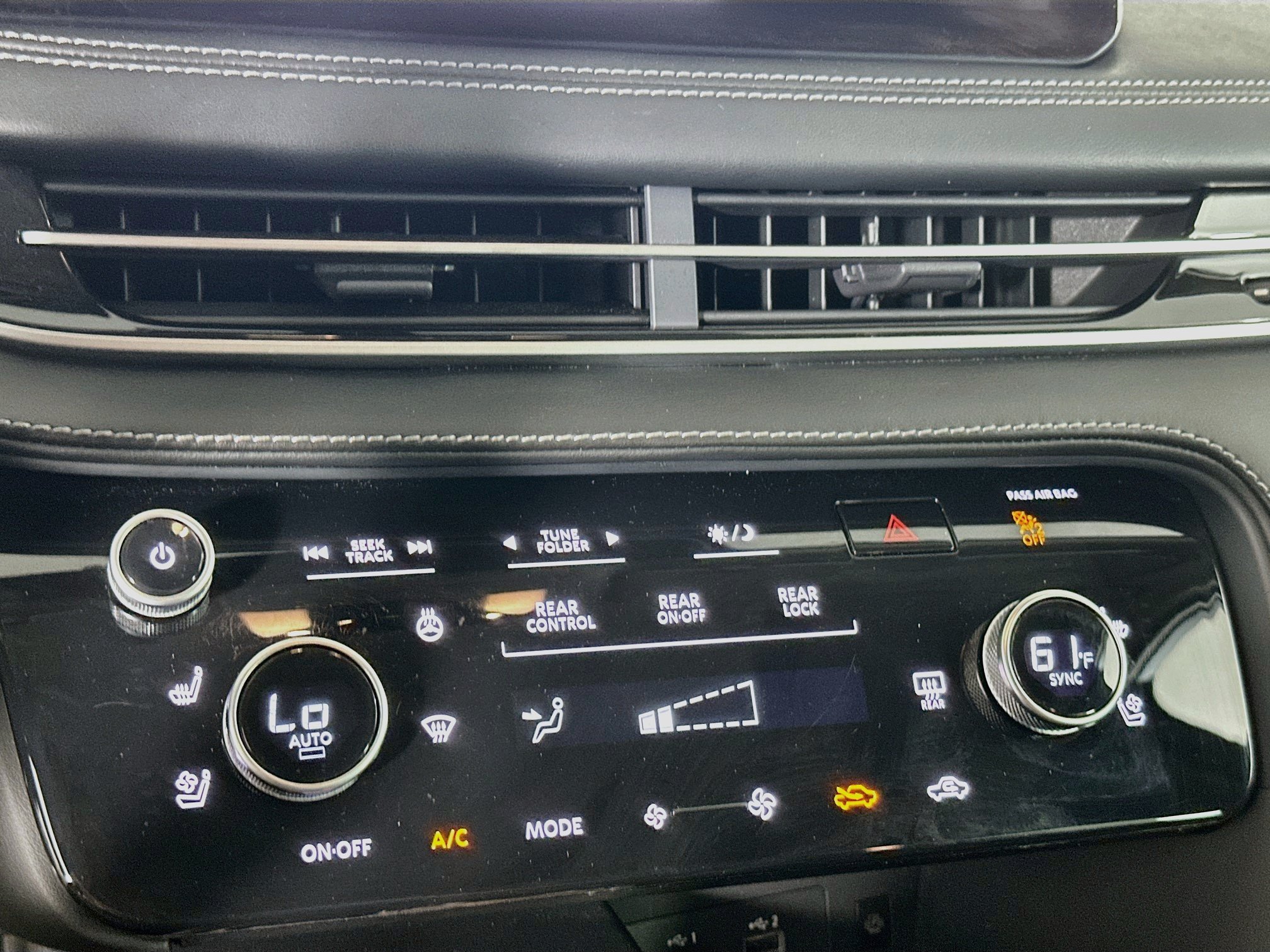 Used 2023 INFINITI QX60 Luxe w/ Cargo Package AWD/4WD image 24
