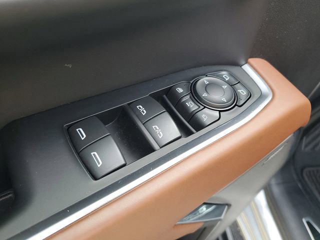 Used 2025 GMC Sierra 2500 Denali Ultimate AWD/4WD image 9