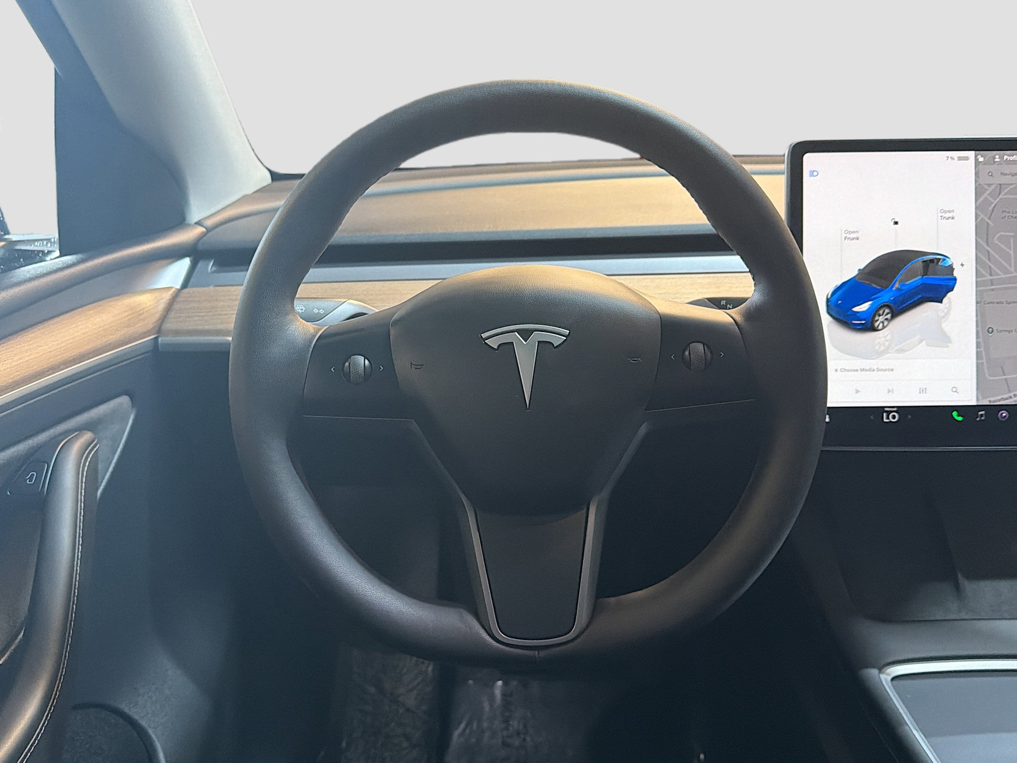 Used 2023 Tesla Model Y Long Range image 16