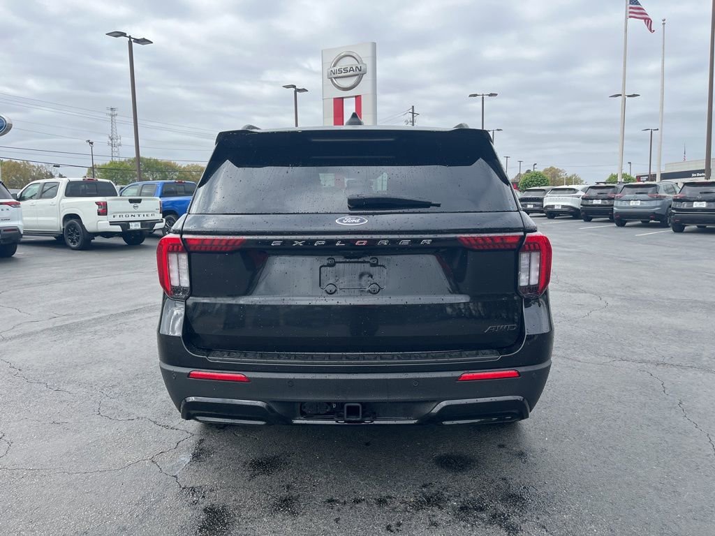 Used 2025 Ford Explorer ST w/ Sun And Sound Package image 4