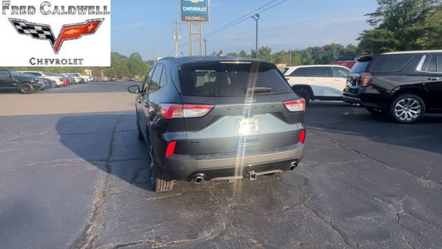 Used 2022 Ford Escape SEL w/ SEL Stealth AWD Package image 7