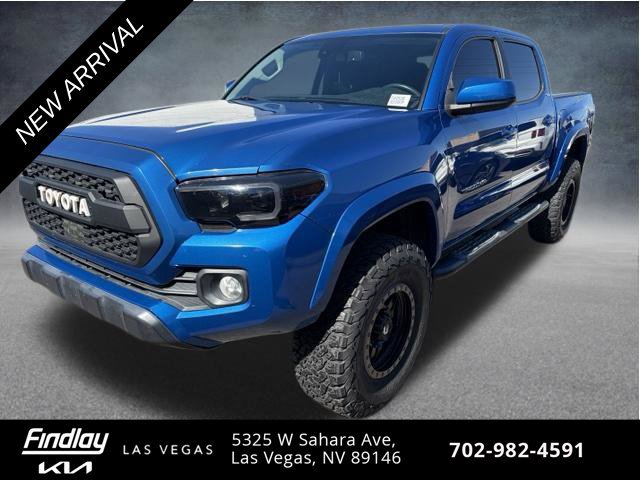 Used 2018 Toyota Tacoma SR5 RWD image 1