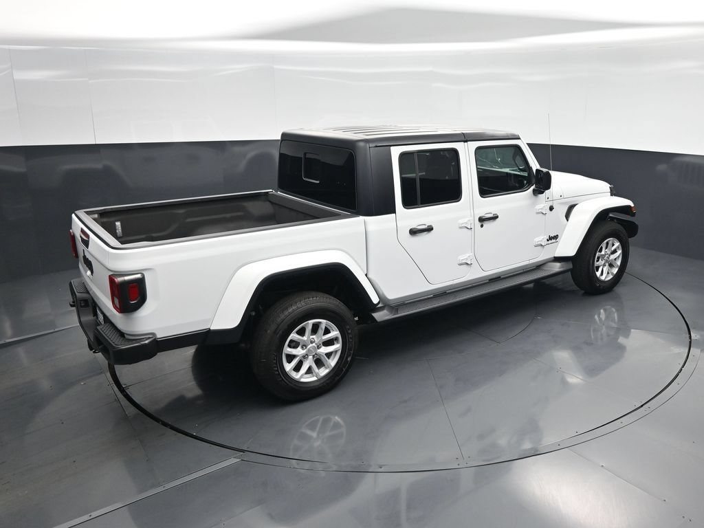 Used 2023 Jeep Gladiator Sport AWD/4WD image 34