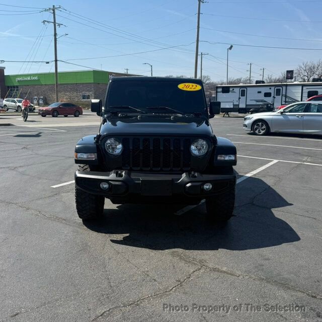 Used 2022 Jeep Gladiator Sport image 6