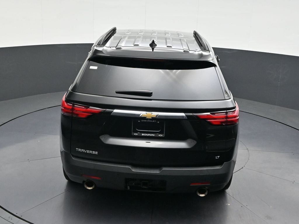 Used 2022 Chevrolet Traverse LT image 19
