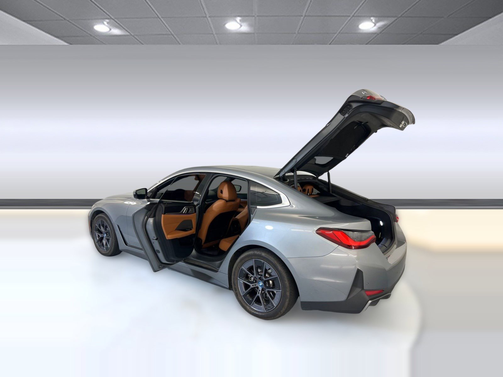 Used 2023 BMW i4 eDrive35 w/ Premium Package RWD image 36