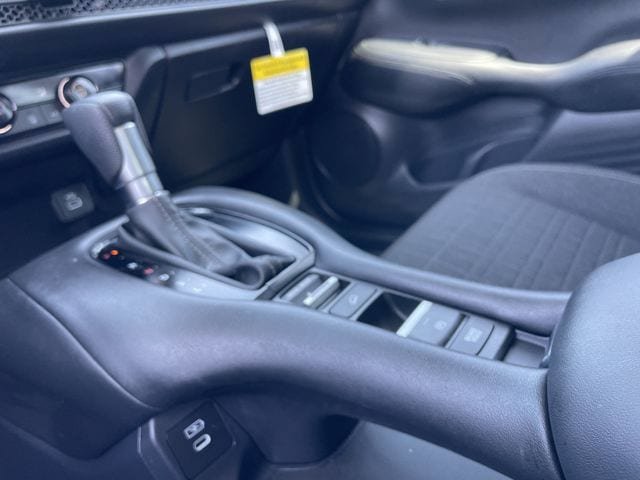 Used 2025 Honda HR-V LX image 20