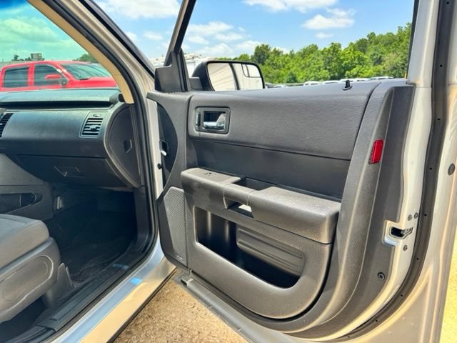 Used 2019 Ford Flex SE FWD image 26