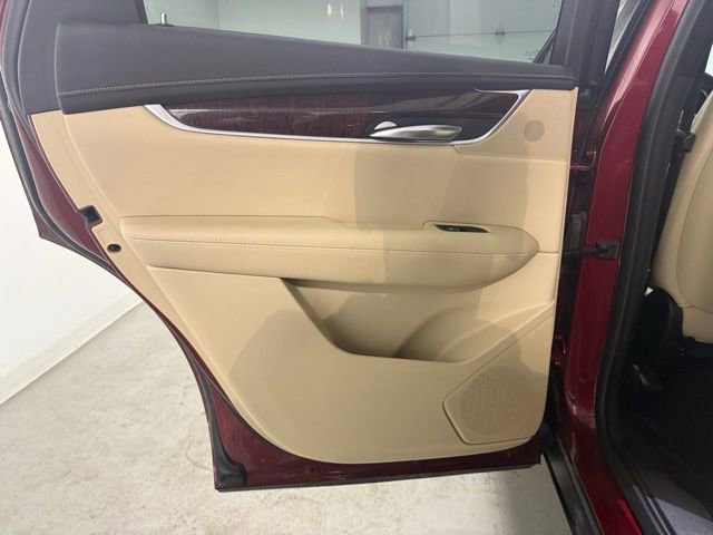 Used 2019 Cadillac XT5 Luxury image 23