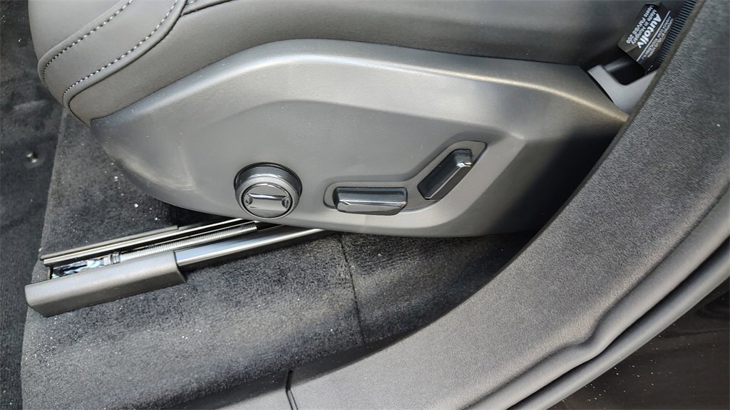 New 2026 Volvo XC90 B6 Plus image 11