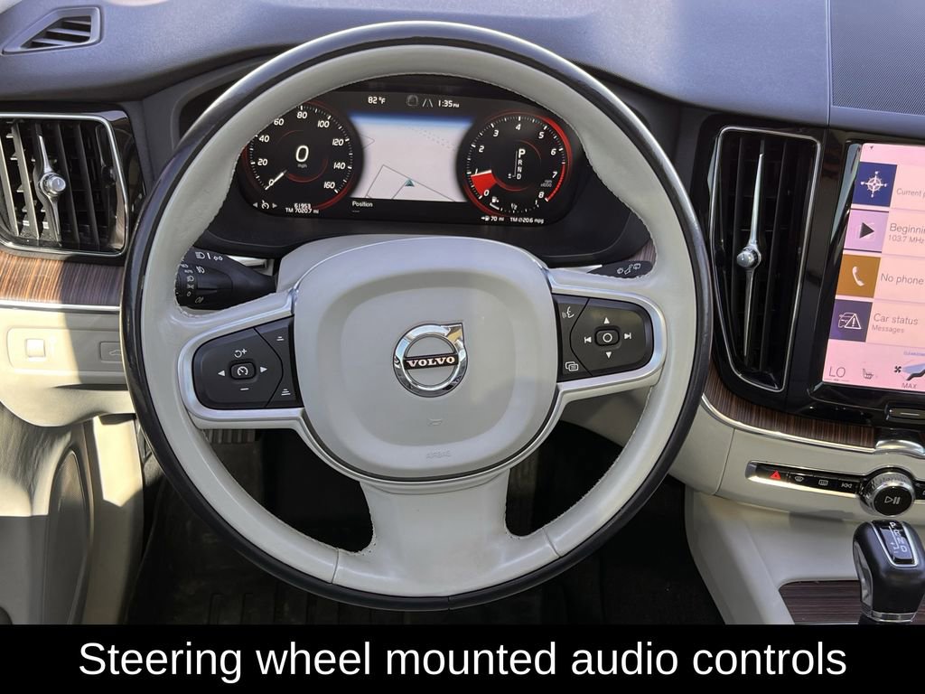 Used 2021 Volvo XC60 T6 Momentum image 14