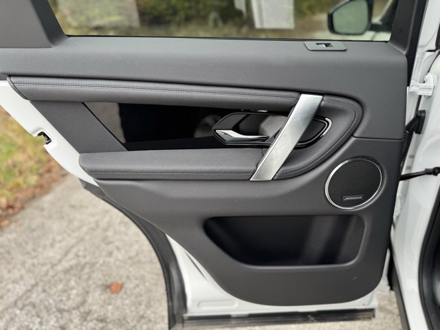 New 2025 Land Rover Discovery Sport S image 13