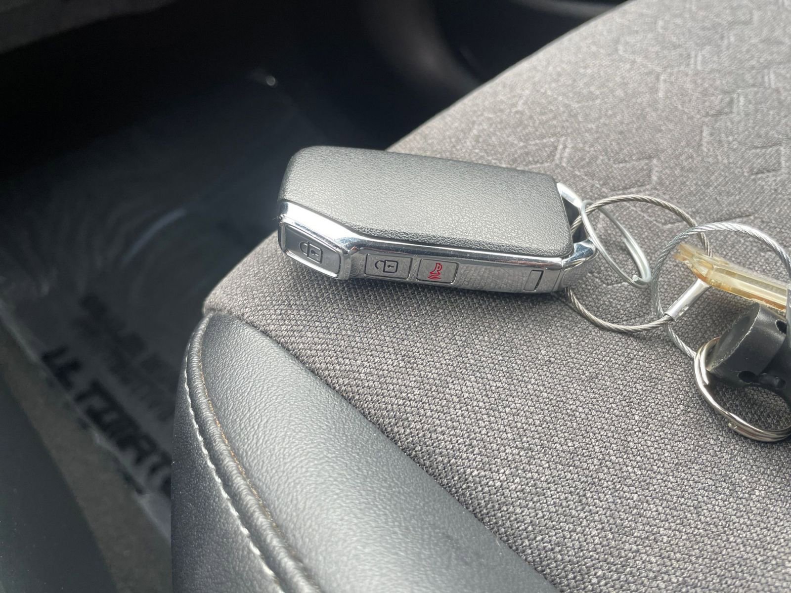 Used 2025 Kia Seltos S image 22