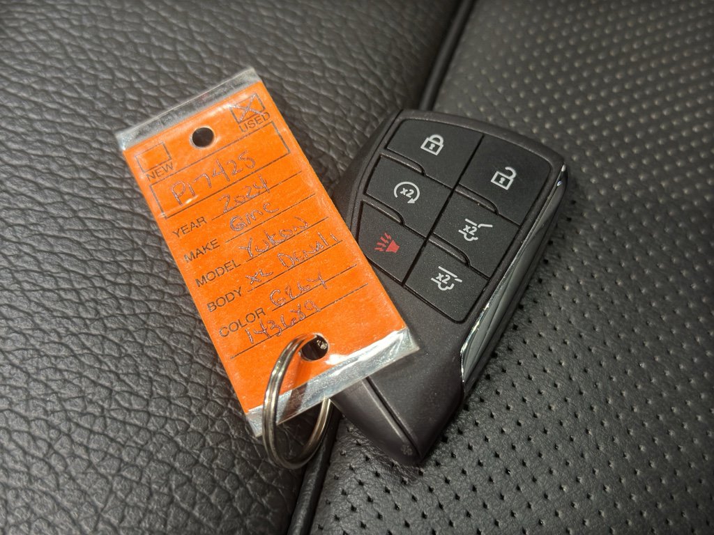 Used 2024 GMC Yukon XL Denali image 44