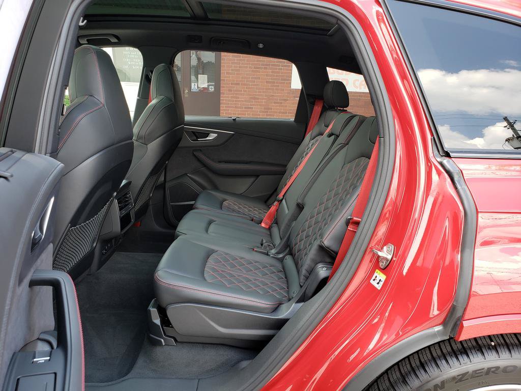 Used 2026 Audi Q7 3.0T Prestige w/ Prestige Package AWD/4WD image 12