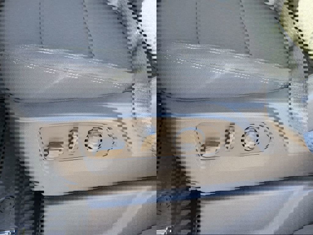 New 2025 Chevrolet Silverado 1500 LT w/ Safety Package image 17