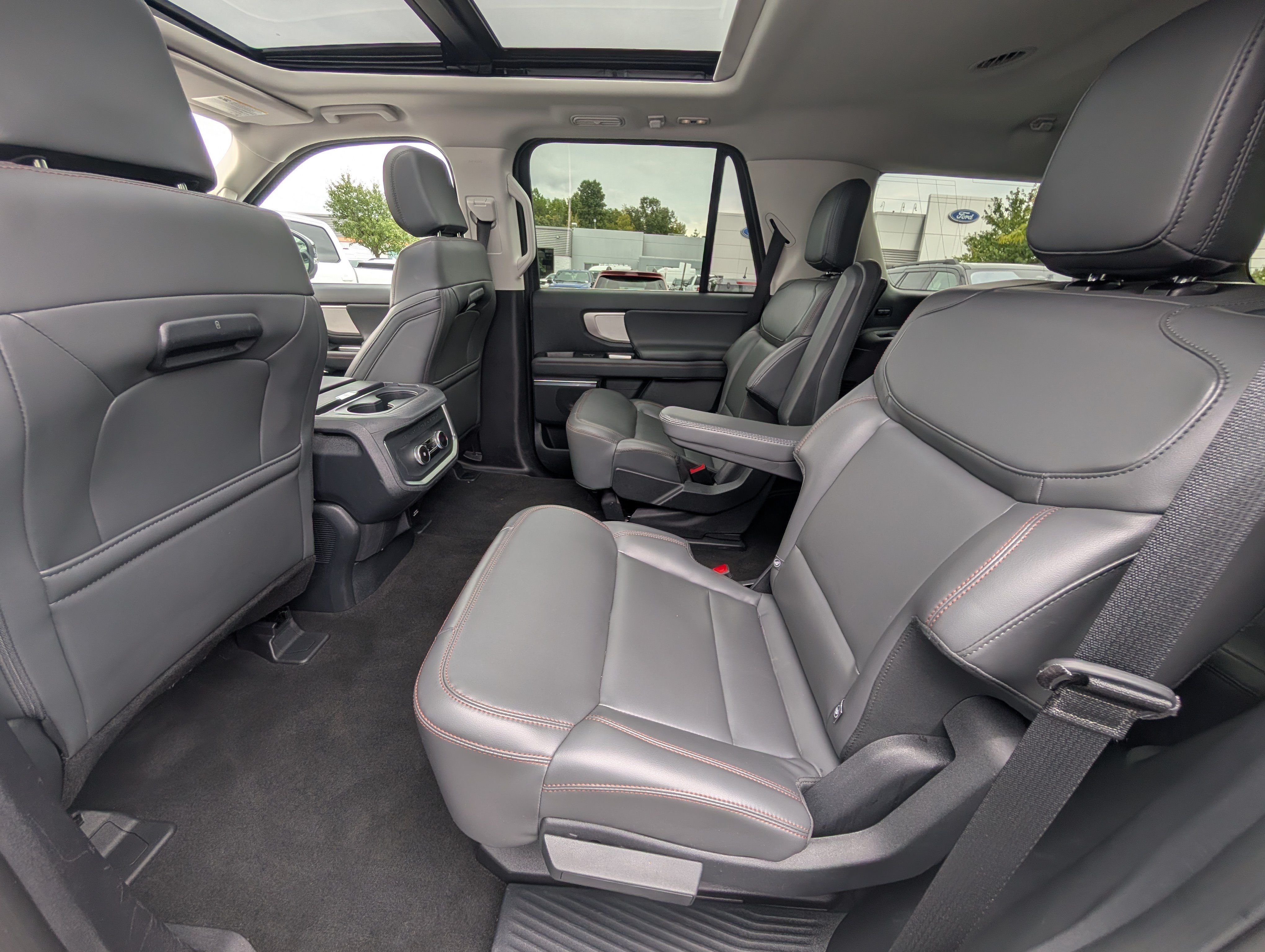 Certified 2025 Ford Expedition Active AWD/4WD image 20