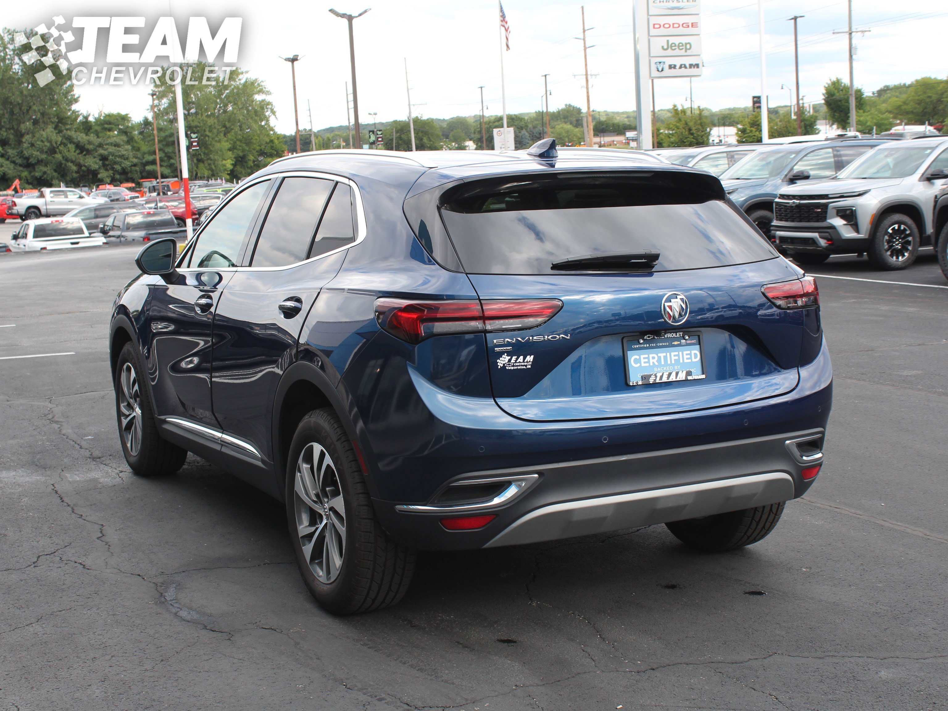 Certified 2023 Buick Envision Essence image 6